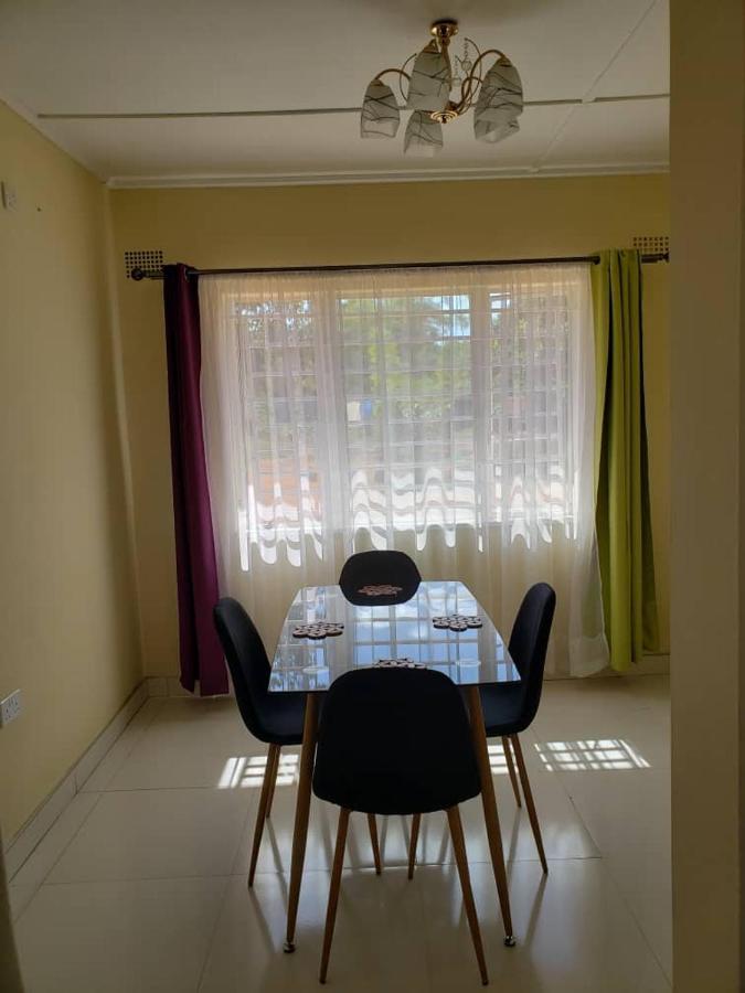 Kasuda Three Bedrooms House In Livingstone Exterior photo